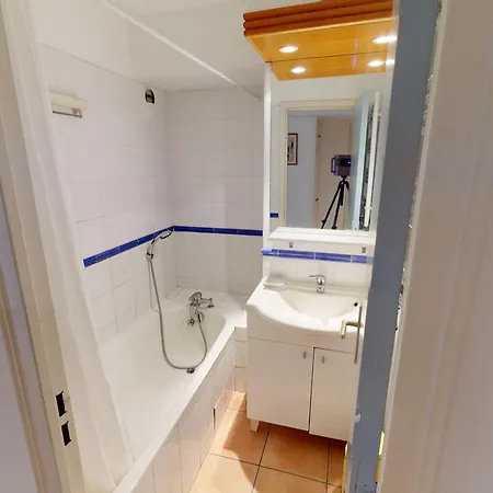 Apartment Climatise Avec Terrasse, Parking Et Alcove - Centre De Menton, Proche Plages Et Commerces - Fr-1-196-191