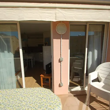 Lägenhet Centre-ville Avec Terrasse, Climatisation Et Parking - Fr-1-196-191 *